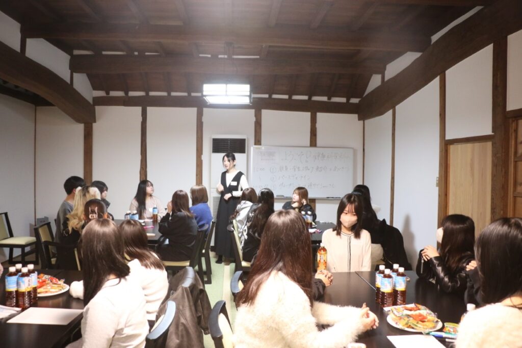 立教館で交流会を開催しました。